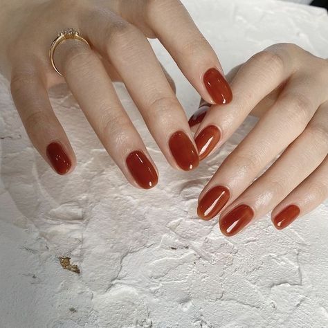 Muted Orange Nails, Minimalist Nails Orange, Simple Orange Nails, Orange Nails Aesthetic, Orange Jelly Nails, Gel Nails Orange, Dark Orange Nails, Orange Gel Nails, Orange Manicure