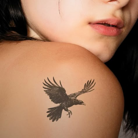 100+ Best Meaningful Tattoo Ideas | List of 100 Meaningful Tattoos Strong Bird Tattoo, Crow Wrist Tattoo, Raven Hand Tattoo, Crow Tattoo For Women, Small Raven Tattoos For Women, Small Crow Tattoo, Crow Tattoos For Women, The Raven Tattoo, Tara Tattoo