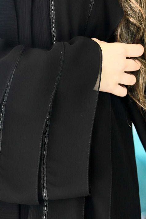 Black Abaya Designs Dubai Style, Abaya Style Dubai, Black Abaya Designs Dubai, Abaya Fashion Black, Burkha Designs Black, Abaya Designs Dubai, Saudi Abaya, Burkha Designs, Burqa Designs