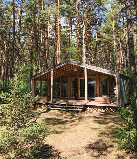 Eco House Design, Airbnb Ideas, Zen House, Log Cabin Rustic, Tiny House Cabin, Cabin In The Woods, Modern Cabin, Cabin Design, Eco House