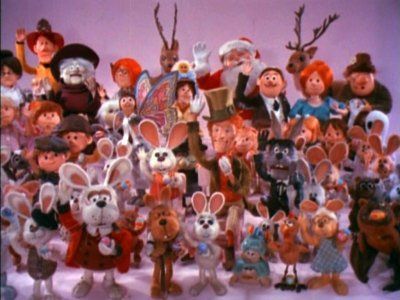 Collecting the Rankin & Bass figurines from the Christmas shows; Rudolph, Santa Claus is Coming to Town, Little Drummer Boy, The Year w/o a Santa Claus. Easter Movies, Christmas Tv Shows, Crochet Characters, Here Comes Peter Cottontail, Childhood Things, Movie Pictures, Holiday Movies, Easter Specials, Peter Cottontail