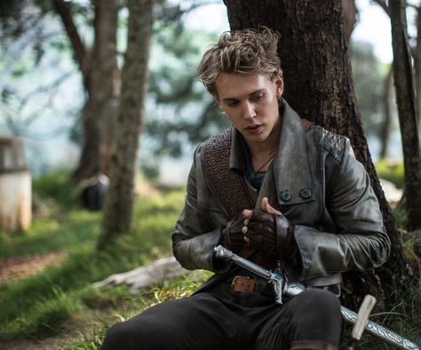 shannara-chronicles-season-2-// Wil / austin-butler Ashley Butler, List Of Tv Shows, The Shannara Chronicles, Gossip Girl Fashion Blair, The Carrie Diaries, Shannara Chronicles, Chuck Blair, Matthew Espinosa, Chuck Bass