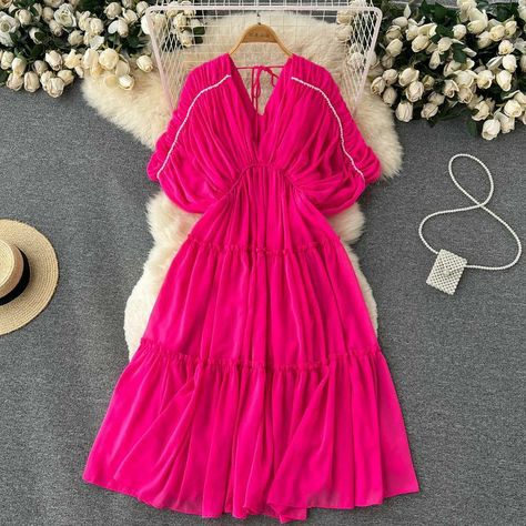 Glam Looks Outfit, Pink Beach Dress, Pleated Chiffon Dress, Chiffon Summer Dress, Evening Gowns With Sleeves, Womens Trendy Dresses, Fall Dinner Recipes, Stylish Fall Outfits, Western Dress