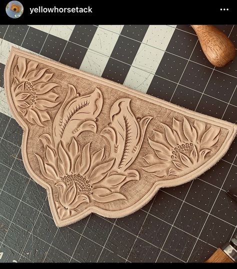 Leather Sunflower, Sunflower Coasters, Leather Stamping, Leather Business Card Holder, Leather Tooling Patterns, Tooling Patterns, Leather Craft Patterns, Acanthus Leaves, Leather Ideas