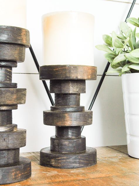 How to make inexpensive candle holders from your wood stash How To Make Candle Holders, Diy Pillar Candle Holders, Block Candle Holders, Diy Candle Pillars, Candle Holders Diy, Wooden Pillar Candle Holders, Wood Pillar Candle Holders, Candle Recipes, Heart Candle Holder