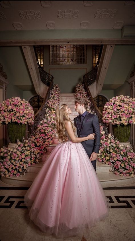 Couple Prom Pictures, Right Wedding Dress, Couple Prom, Fifteenth Birthday, Quinceanera Photography, Quinceanera Dresses Pink, Quince Dress, Dream Party, Prom Pictures