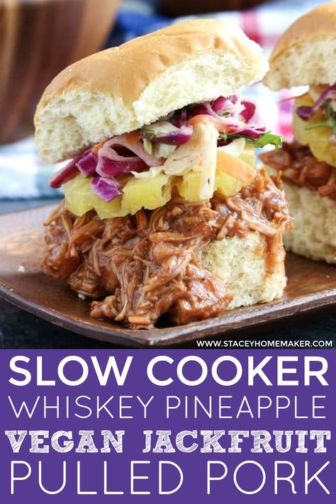 Crockpot Jackfruit Pulled Pork, Slow Cooker Plant Based, Sunday Crockpot, Mushroom Recipes Low Carb, Slow Cooker Vegan, Jackfruit Burger, Jackfruit Pulled Pork, Vegan Jackfruit, Vegan Pulled Pork