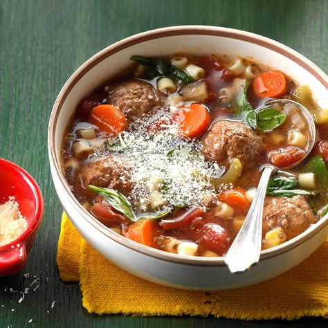 Slow-Cooked Meatball Soup Soup Recipe Slow Cooker, Frozen Meatball Recipes, Mexican Meatball Soup, Italian Meatball Soup, Meatball Soup Recipes, Recipe Slow Cooker, Hearty Soup Recipes, Slow Cooker Meatballs, Meatball Soup