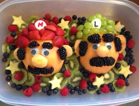 Mario Und Luigi, Mario Brothers Birthday Party, Mario Bros Birthday Party Ideas, Super Mario Bros Birthday Party, Mario E Luigi, Super Mario Bros Party, Mario Cake, Mario Bros Birthday, Mario Bros Party