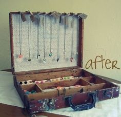 Necklace Display ideas | Georgia P Designs Jewerly Displays, Diy Display, Diy Jewelry Display, Old Suitcases, Craft Fair Displays, Jewelry Box Diy, Vintage Suitcases, Jewelry Displays, Craft Display