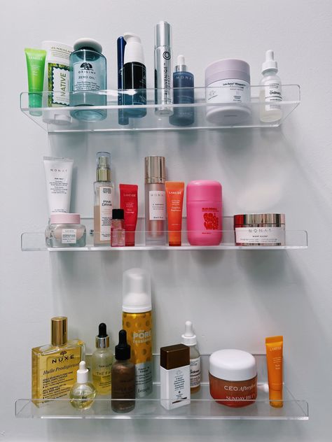 skin care acrylic shelf color coded organization Maximalist Apartments, Cnc Products, Drink Shelf, Acrylic Wall Shelf, Girl Bathroom, Bathroom Sanctuary, Salon Makeup, Acrylic Shelf, Bathroom Bin