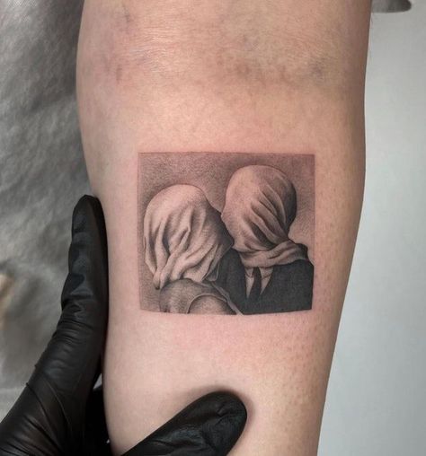 Tattoo Gang, Tats Ideas, 2022 Image, Kiss Tattoos, Surreal Tattoo, Tattoo Trend, Forarm Tattoos, René Magritte, Tattoos For Lovers