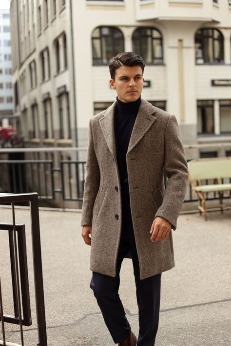 Men’s Wool Coat, Winter Men’s Fashion, Mens Overcoat Outfit, Men Coat Outfit, Ceo Lifestyle, Networking Event Outfit, Winter Fashion Formal, Wool Coat Outfit, Event Outfit Ideas