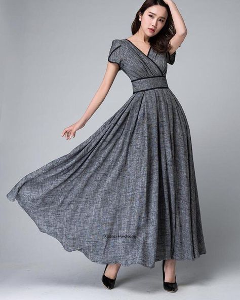 92af93f73faf3cefc129b6bc55a748a9desc51275337ri Origami Fashion, Plain Maxi Dress, Empire Waist Maxi Dress, Patterns Dress, V Dress, Pleated Long Skirt, Maxi Bridesmaid Dresses, Grey Maxi Dress, Jumpsuit Pattern