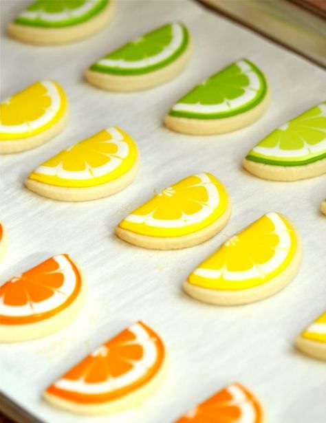 Citrus Cookies, Summer Sugar Cookies, Lemon Cookies Recipes, Summer Cookies, Cookie Tutorials, Lemon Cookies, Cookie Inspiration, Cookie Icing, Iced Cookies