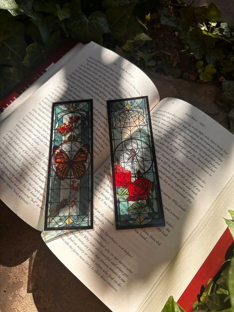 Bugs and Flowers Faux Stained Glass Bookmark Mantis, Bee, Black Widow, Butterfly Victorian Vintage Window Dark Gothic Design Suncatcher - Etsy Stained Glass Bookmark, Glass Bookmark, Homemade Bookmarks, Glass Book, Vintage Window, Gothic Design, Vintage Windows, Victorian Vintage, Faux Stained Glass