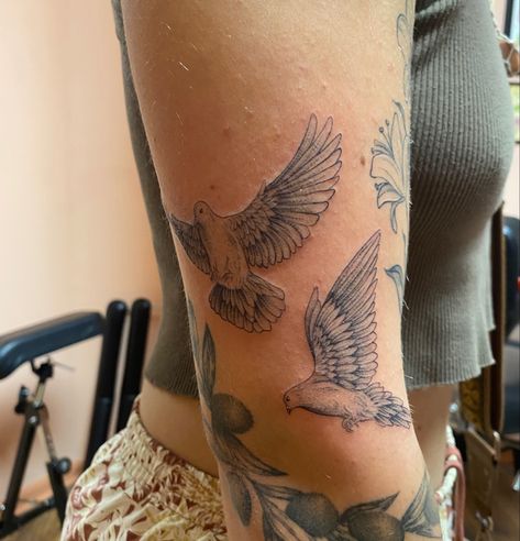 Turtle Dove Tattoo, Dove Tattoos, Dove Tattoo, Turtle Dove, Line Work Tattoo, Sleeve Tattoos For Women, Black Ink Tattoos, Line Tattoos, Life Tattoos