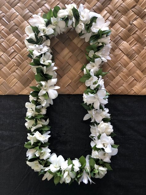 Wedding Haku Lei Brides, Wedding Leis, Haku Lei Maternity, Ti Leaf Lei How To Make, Orchid Haku Lei, Boracay Wedding, White Haku Lei, Frangipani Wedding, Wedding Lei