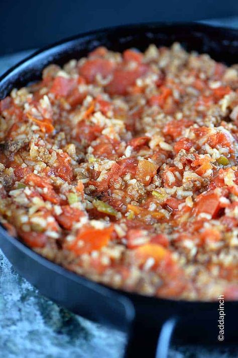 Spanish Rice Skillet, Ground Turkey Spanish Rice, Spanish Rice With Beef Recipe, Spanish Rice Recipe With Ground Beef, Best Ground Beef Recipes, Recipe With Ground Beef, Spanish Rice Recipe, Recipes Cheap, Rice Skillet