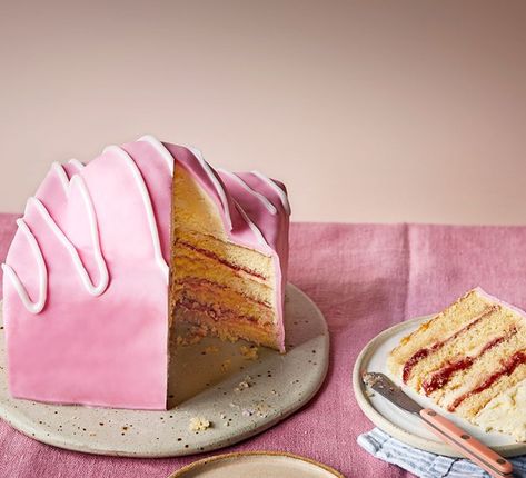 Pink Food Coloring, Sugar Icing, Pink Foods, Fondant Icing, Bbc Good Food Recipes, Raspberry Jam, Food Magazine, Fancy Cakes, Fondant Cake