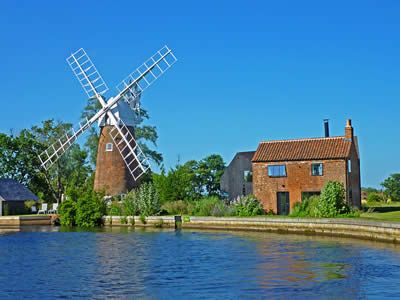 Suffolk Coast, Norfolk Broads, Norfolk England, Norwich Norfolk, Paper Mill, Tourist Information, The Mill, England Travel, Dream Destinations