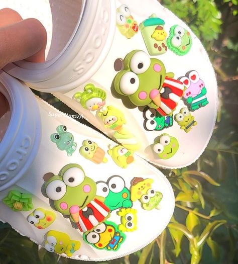 Keroppi Shoes, Keroppi Gifts, Keroppi Crafts, Kawaii Keroppi, Kerropi Pfp, Keroppi Stuff, Shoe Charms Diy, Buena Park California, Clog Shoe