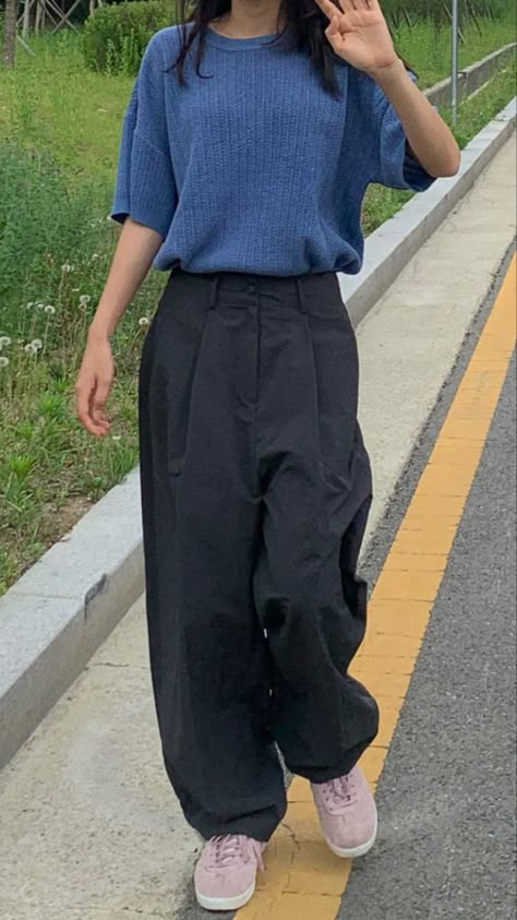 Exam Outfit, 대학생 스타일, Uni Outfits, Tomboy Outfits, Simple Trendy Outfits, Mode Inspo, Fashion Mode, Casual Style Outfits, Mode Inspiration