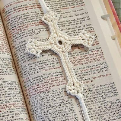 Cross Crochet Pattern, Crochet Crosses, Christian Crochet, Crocheted Cross, Marque-pages Au Crochet, Weaving Rugs, Lacy Crochet, Miniature Crochet, Crocheted Patterns