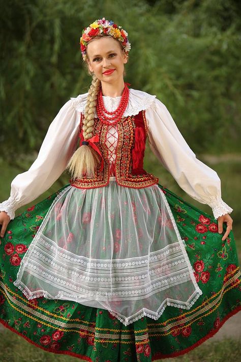 Polish Outfits Traditional, Polish Culture Clothing, Polish Cultural Clothing, Polish Folk Skirt, Polish Traditional Costume, Polish Dress, Krakow Folk Costume, Polish Clothing, Polish Traditions