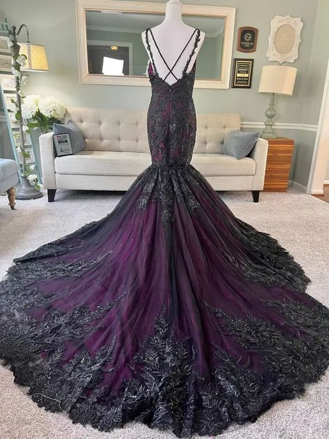 2 in 1 Black&Purple Wedding Dresses Mermaid Gothic Spaghetti Strap Bridal Gowns | eBay Black And Purple Wedding Dress, Black Purple Wedding, Wedding Dress 2 In 1, Black And Purple Wedding, Purple Black Wedding, Royal Purple Wedding, Wedding Dress Reception, Dark Purple Wedding, Work Dresses Outfits