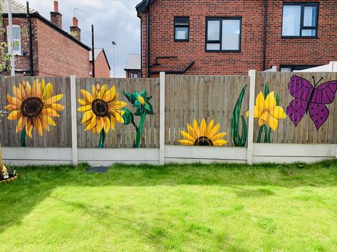 Sunflower garden mural painting Garden Fence Art, Garden Mural, Flower Mural, Flowers Painted, Fence Art, Fence Paint, Walled Garden, Cottage Life, Fence Decor