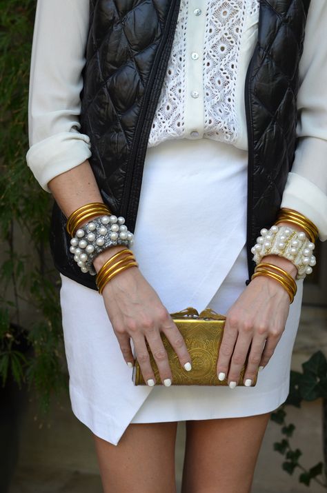 Pearl Knit, Chic Sweater, Pearl Cuff, Chic Sweaters, Most Wanted, Gold Jewellery Design, Jewellery Design, Wrap Watch, Gold Jewellery