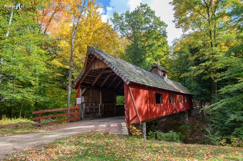 Joshua's Crossing Covered Bridge Large Puzzle Pieces, Mackinac Bridge, Covered Bridge, Autumn Scenes, Colorful Trees, 1000 Piece Jigsaw Puzzles, Covered Bridges, Red Barn, Jigsaw Puzzle