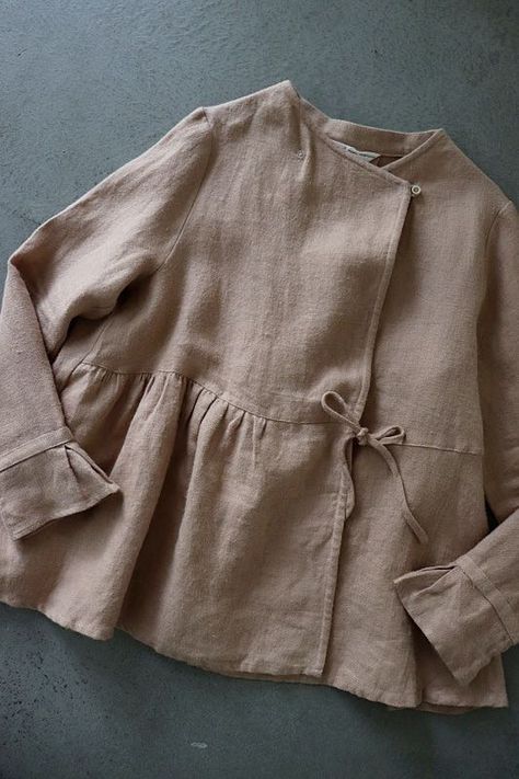 Diy Sy, Linen Fashion, Fashion Tops Blouse, Muslim Fashion Outfits, Mode Inspiration, Linen Clothes, Sewing Clothes, Fashion Sewing, Fashion Tops