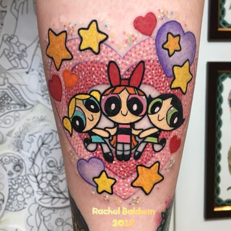 Rachel Baldwin’s Instagram photo: “Happy birthday Aisling!! Thanks for getting tattooed 💁🏼‍♀️💖 #powerpuffgirls #cartoonnetwork #kawaii #kawaiitattoo #glitter #glittertattoo” Powerpuff Girls Tattoo, Tattoo Sakura, Cartoon Flash, Girl Flash, Brighton Tattoo, Girl Power Tattoo, Traditional Tattoo Flash Art, Super Nana, Power Tattoo