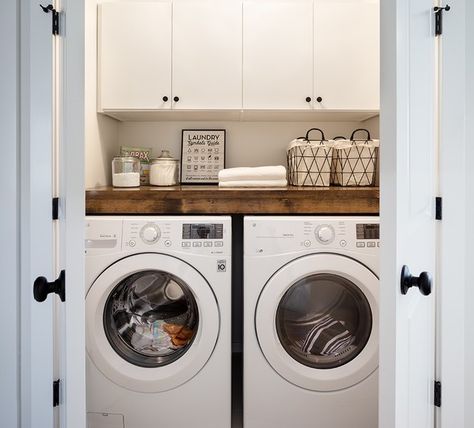 10 Small-But-Mighty Laundry Stations for an Easier Washday Small Laundry Closet, Laundry Station, Farmhouse Laundry Room Ideas, Small Bathroom Wallpaper, Laundry Makeover, Garage Door Styles, Utility Closet, Laundry Room Closet, Wood Countertop