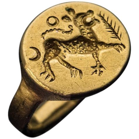 Ancient Roman Gold Signet Ring 2nd Century AD Hipster Rings, Gothic Jewelry Rings, Emerald Engagement Ring Set, Blue Diamond Engagement Ring, Roman Jewelry, Blue Diamond Ring, Unusual Rings, Gold Signet Ring, Ancient Jewelry