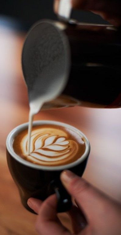 Coffee Latte Art, Cappuccino Machine, Coffee Pictures, Coffee Photography, Coffee Coffee Coffee, First Coffee, About Coffee, Coffee Latte, But First Coffee