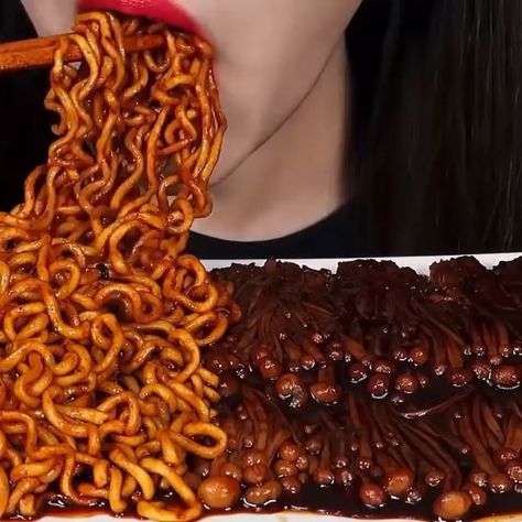 Ghost Pepper Noodles, Spicy Enoki Mushrooms, Pepper Noodles, Black Bean Noodles, Bean Noodles, Enoki Mushrooms, Ghost Pepper, Asmr Mukbang, Asmr Food