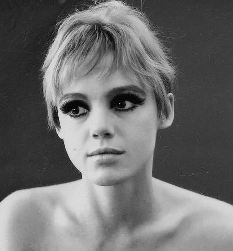 Edie Sedgwick, Diana Vreeland, Patti Smith, Famous Americans, Beauty Icons, Moda Vintage, Andy Warhol, Vintage Beauty, Hair Inspiration