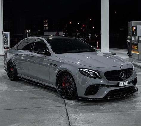 Cars Mercedes Benz, Mercedes Benz Sports Car, Amg E63, Mercedes Amg Gt R, Mercedes Benz E63, Range Rover Car, Mercedes C63 Amg, Mercedes Benz E63 Amg, Amg Car