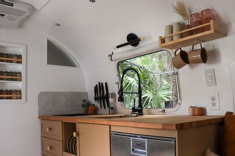 1973 Vintage Airstream Kitchen — Slow Car Fast Home Airstream Lighting Ideas, Airstream Kitchen Remodel, Airstream Layout, Cute Home Aesthetic, Airstream Kitchen, Workshop Setup, Airstream Land Yacht, Airstream Decor, Van Down By The River