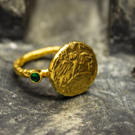 Ancient gold jewelry