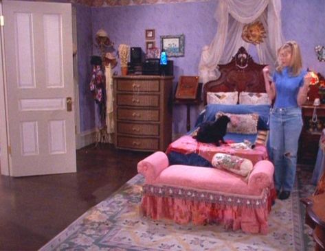 Sabrina The Teenage Witch Bedroom, Sabrina Spellman Bedroom, Sabrina House, Indian Inspired Bedroom, Sabrina Teenage Witch, Room Y2k, Witch Bedroom, Salem The Cat, 90's Room