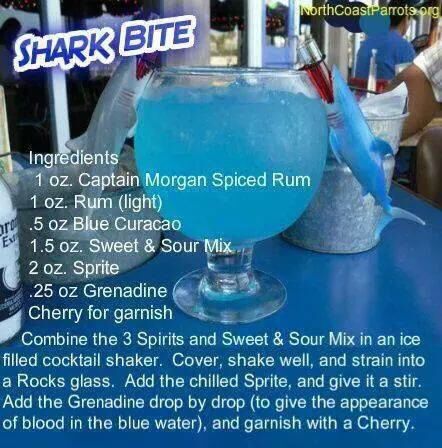 shark bite Shark Week Snacks For Adults, Jaws Party Ideas, Shark Week Party Ideas, Parrothead Party, Sharknado Party, Shark Week Recipes, Jaws Party, Shark Week Party, Fresh Drink