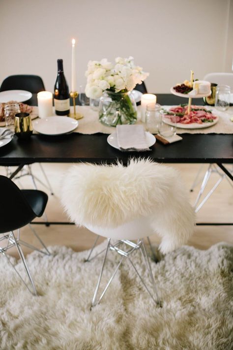 Hygge Party Decor, Hygge Dinner, Pnw Decor, Hygge Party, National Drink Wine Day, Drink Wine Day, Winter Hygge, Hygge Living, Work Parties