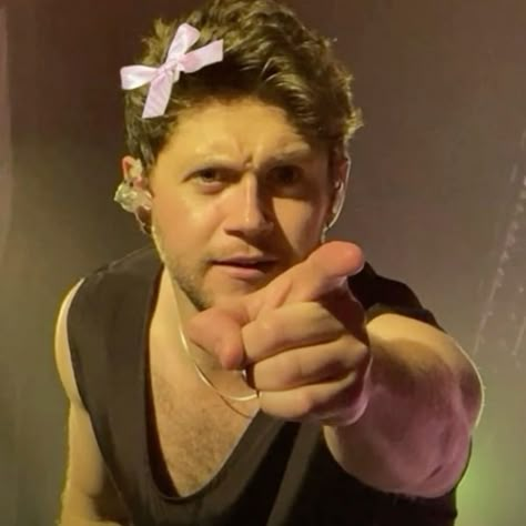 One Direction Profile Picture, Niall Horan Pfp, One Direction Pfp, 1d Pfp, Irish Pizza, Niall Horan Pictures, Niall Horan Funny, Louis Tomlinson 1d, Niall Horan Baby