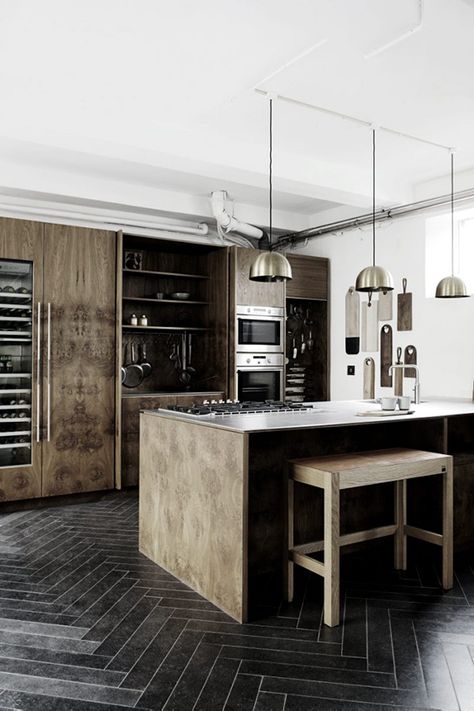 Contemporary kitchen with a masculine industrial vibe | Image via Residence Best Flooring For Kitchen, Inspired Interiors, Kitchen Floor Tile, Industrial Kitchen, Industrial House, Decoration Inspiration, Trendy Kitchen, Home Design Decor, Luxury Kitchen