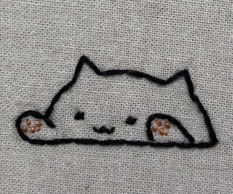 Easy Hoodie Embroidery, Tiny Cat Embroidery, Simple Cat Embroidery Designs, Embroidery Inspiration Easy, Cute Small Embroidery Ideas, Embroidery Patterns Funny, Embroidery Cat Easy, Embroidery Patterns Clothes, Cute Simple Embroidery