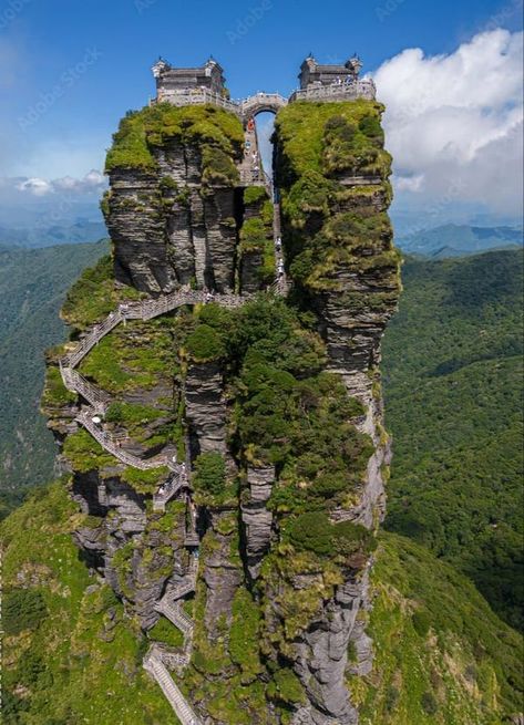 Neil deGrasse Tyson | Amidst the incredibly splendid mountainous landscapes of Tongren, Guizhou province, China, Mount Fanjing, one of the world's greatest wonders, stands ... | Facebook Philippines Palawan, Chinese Temple, Neil Degrasse Tyson, Amazing Places On Earth, India Asia, Great Wall Of China, A Moment In Time, Palawan, Unesco World Heritage Site